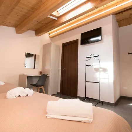 Casa Malacla Nocleg ze śniadaniem 3*