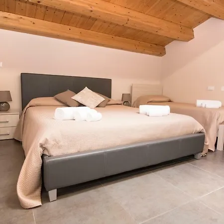 Bed & Breakfast Casa Malacla 2*